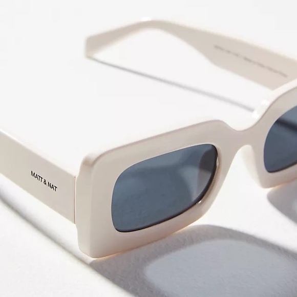 Anthropologie Ivvy Matt & Nat White Sunglasses